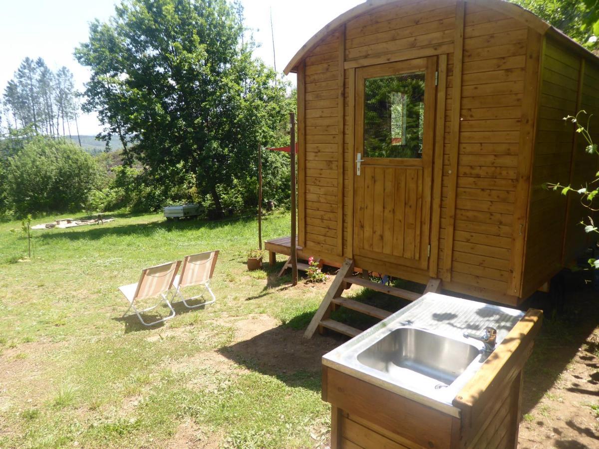 Rosa The Cosy Cabin - Gypsy Wagon - Shepherds Hut, River Views Off-Grid Eco Living Pedrogao Grande Dış mekan fotoğraf
